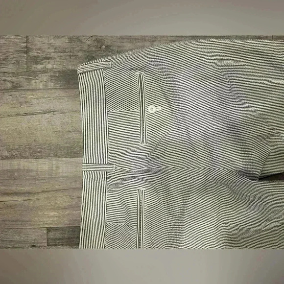 Black Label J Crew Cropped Curve Fit Striped Pant - Picture 5 of 5